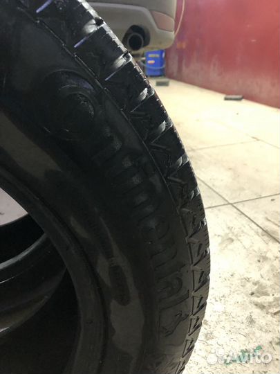 Continental ContiVikingContact 6 225/65 R17