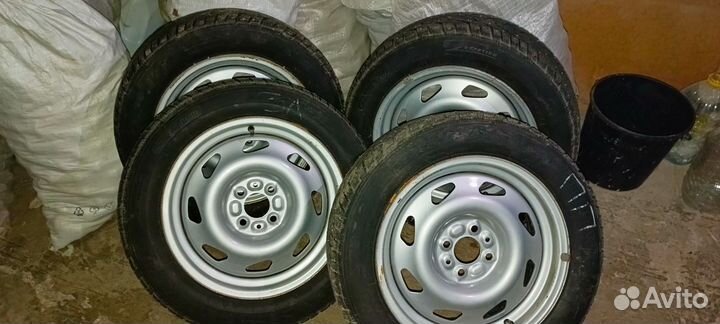 Kormoran Stud 2 185/60 R15 80T