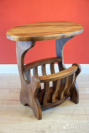 Прикроватный столик