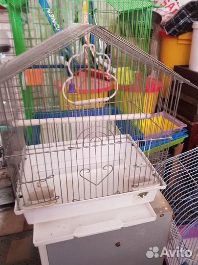 Клетки для птиц и хомяков