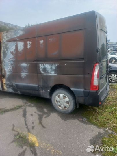 Renault Master 2.3 МТ, 2011, битый, 300 000 км