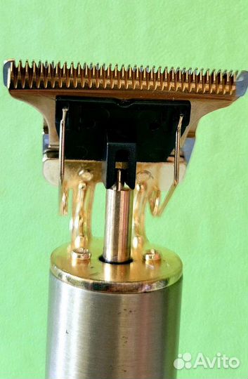 Триммер электрический новый