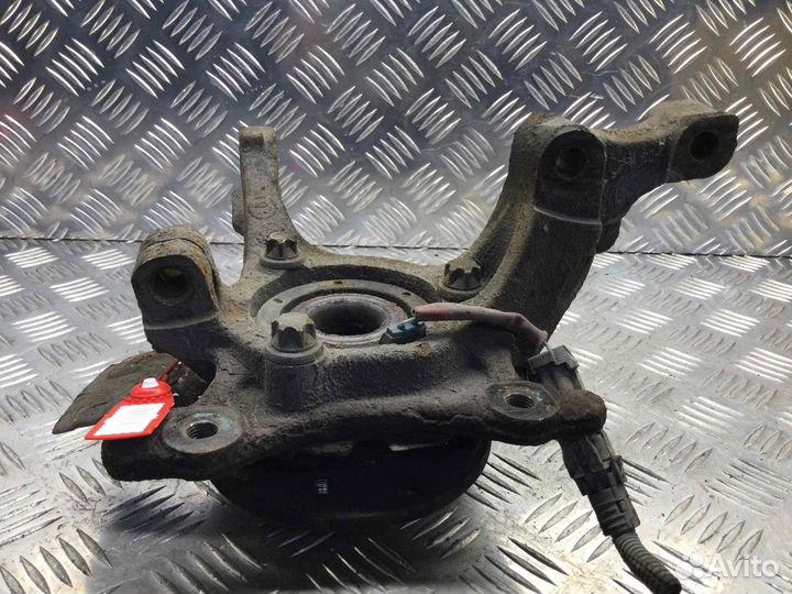 Ступица передняя левая Opel Zafira Y20DTH