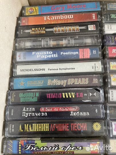 Кассеты аудио для магнитофона, обложки