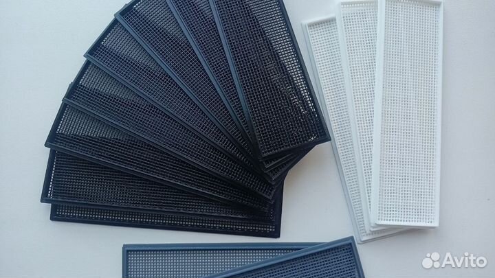 Универсальная заглушка для материнской платы