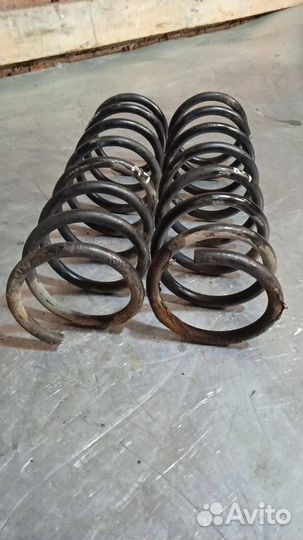 Пружина задняя Mazda 3 BK 2005