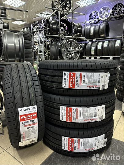 Kumho Ecsta HS52 225/45 R17 91W