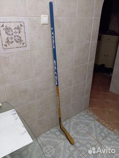 Клюшка хоккейная