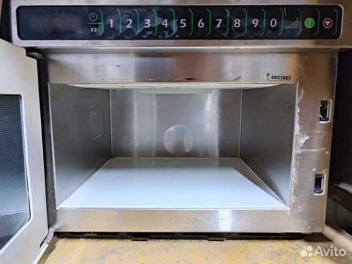 Свч печь Menumaster DEC18E2