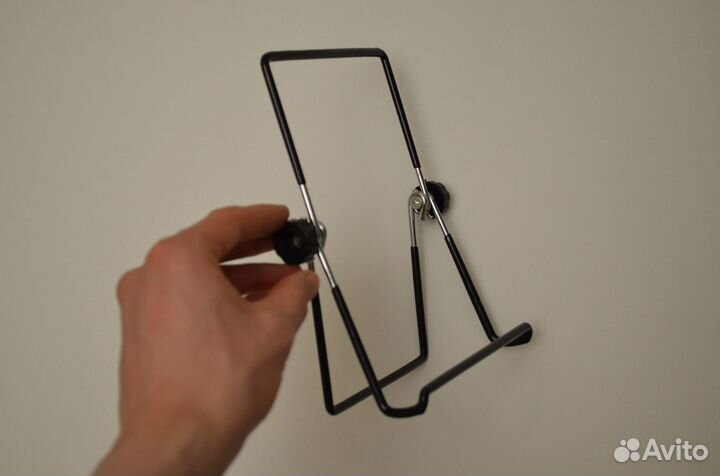 Настольные металлические подставки для планшета