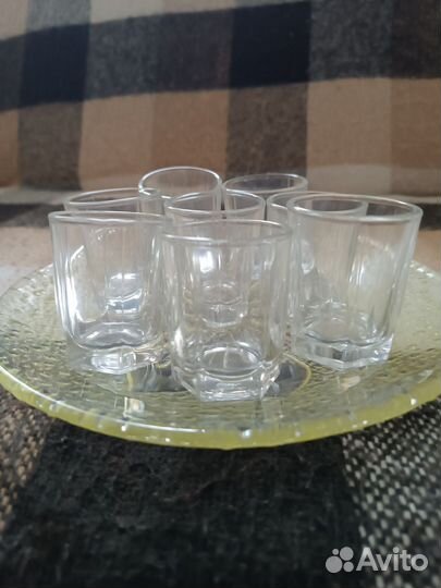 Рюмки и бокалы