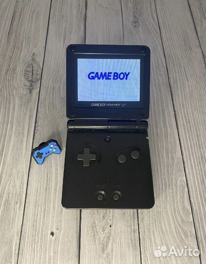 Игровая приставка Nintendo Game Boy Advance SP