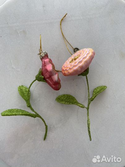 Елочные игрушки цветы