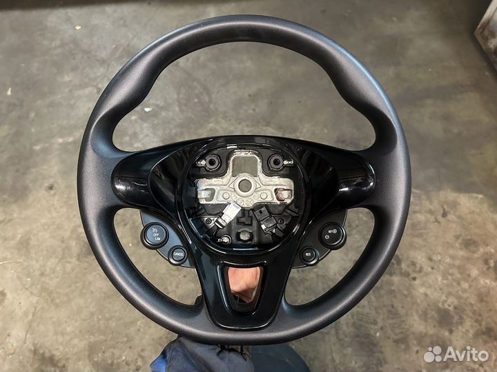 Руль SMART 453 версия с круизом