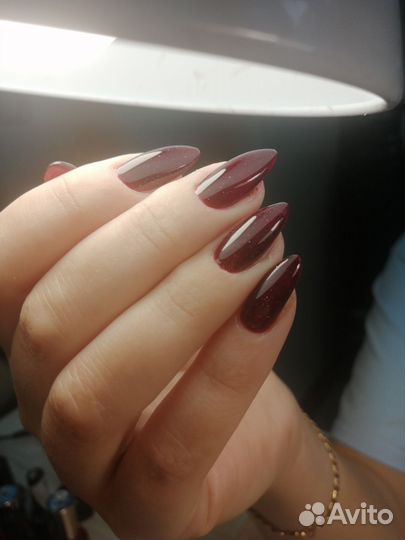 Маникюр, педикюр, шугаринг в салоне