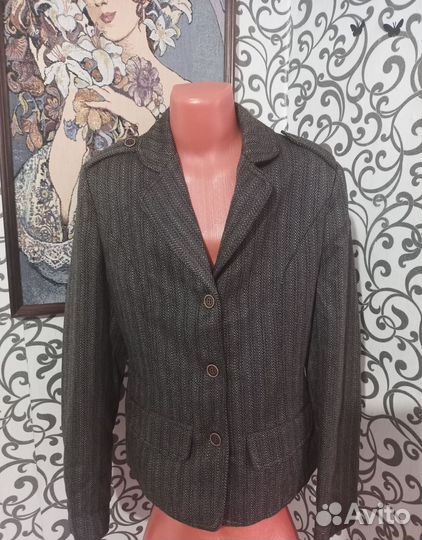 Пиджаки для девочки новые