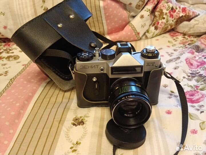 Плёночный фотоаппарат Зенит ET