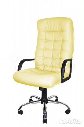 Офисное кресло