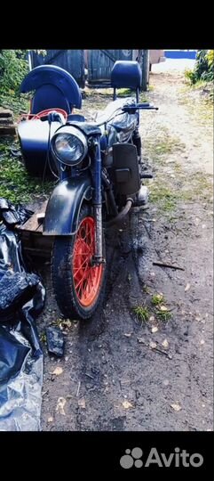 Продам мотоцикл Урал
