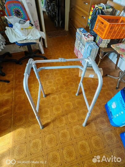 Ходунки для взрослых