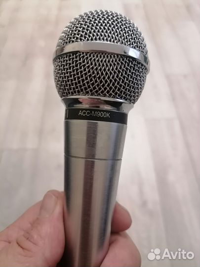 Микрофон для караоке проводной LG ACC-M900K