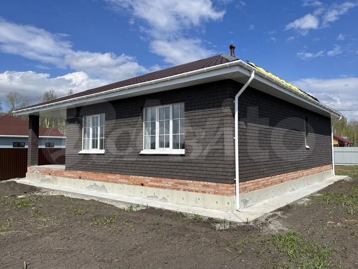 Коттедж 130 м² на участке 10 сот.