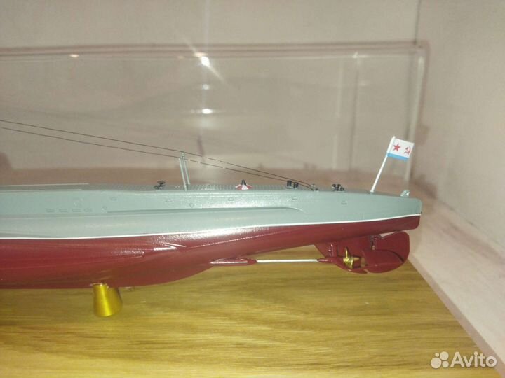 Модель подводной лодки Щ-402