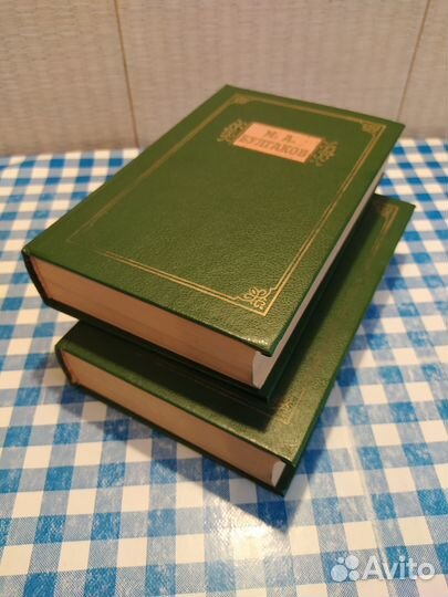 Книги из домашней библиотеки