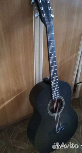 Акустическая гитара