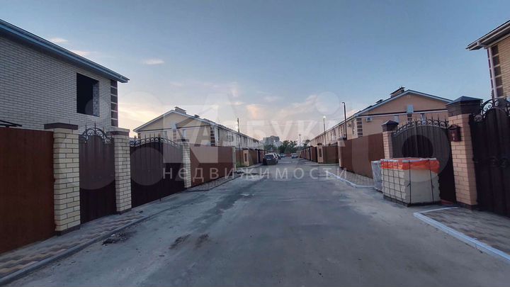 Таунхаус 68 м² на участке 1 сот.