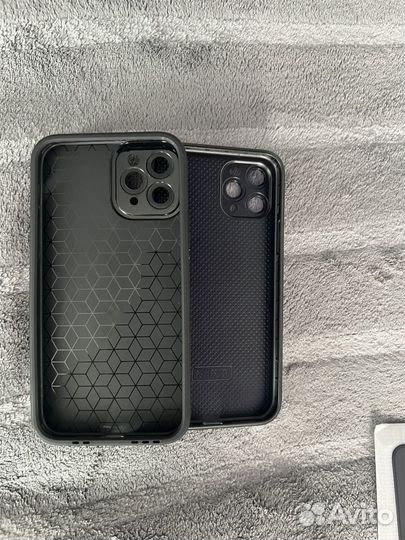 Чехлы и матовые стекла на iPhone 11 pro