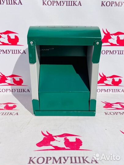 Кормушка для кроликов металл (251813,5 мм )