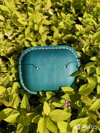 Чехол для AirPods из итальянской кожи