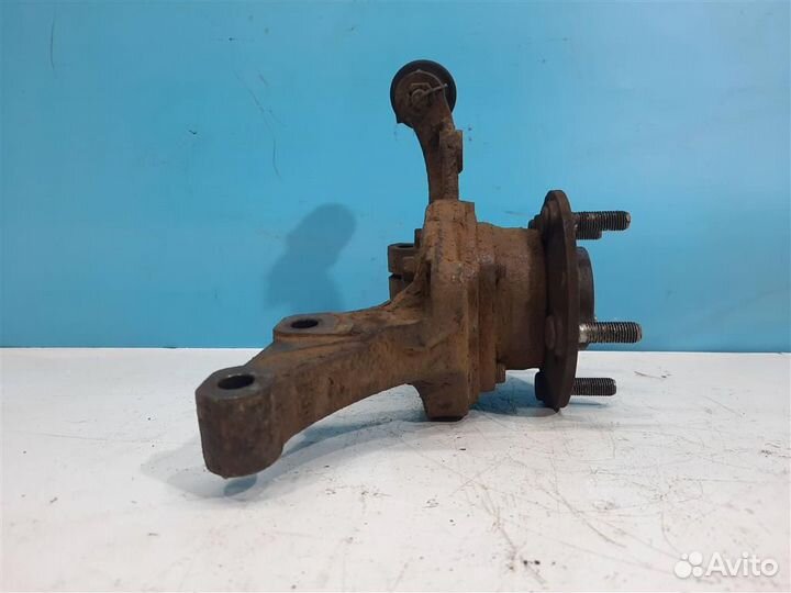 Кулак передний левый Kia Sorento 2 XM 2009-2012