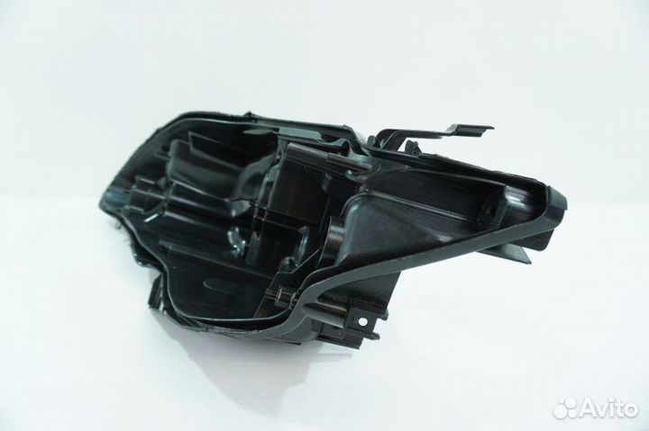 Корпус фары левый Toyota Camry V55 2012