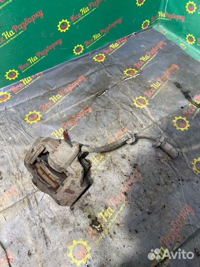 Суппорт передний левый передний левый Renault 19