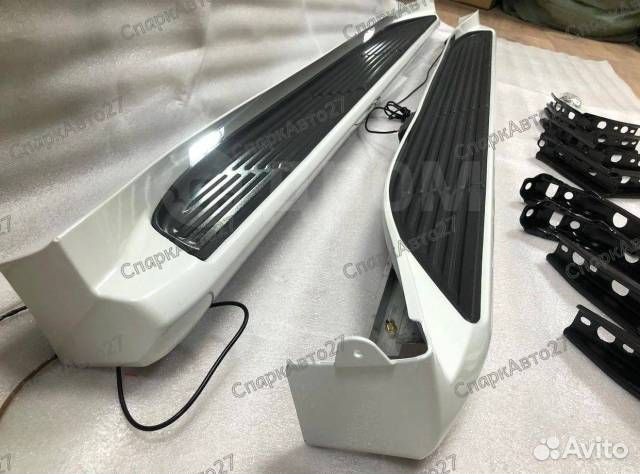 Пороги (подножки) Toyota land Cruiser 100 чёрные