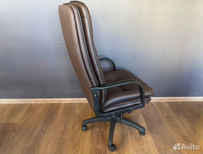 Компьютерное кресло