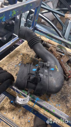 Измеритель потока воздуха BMW 5 E60, 2006