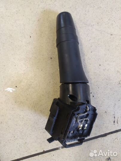 Подрулевой переключатель правый Mitsubishi