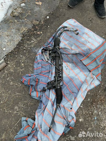 Рулевая рейка на subaru