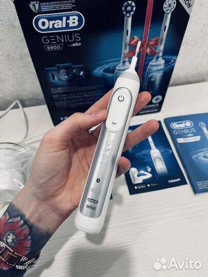 Зубная щетка Oral B Genius 8900 новая