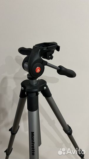 Штатив для фотоаппарата manfrotto