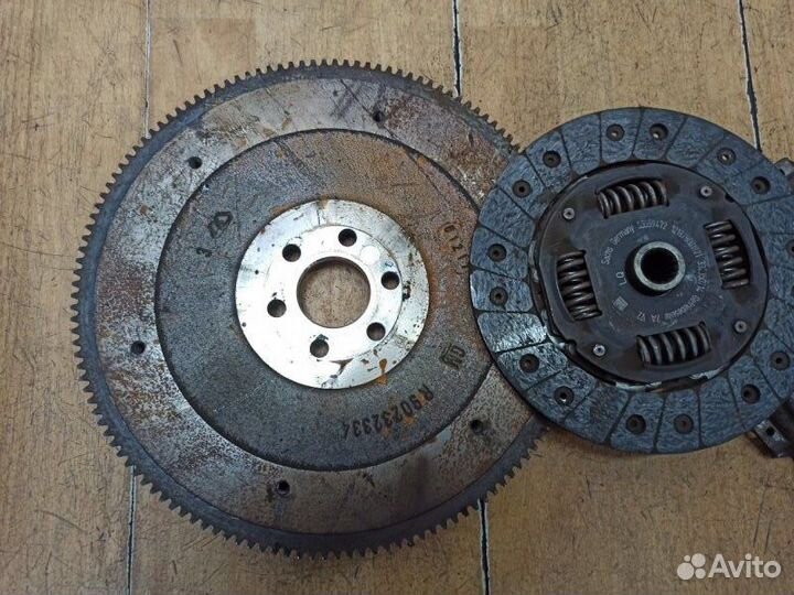 Комплект сцепления Opel Corsa D Z12XEP 2007