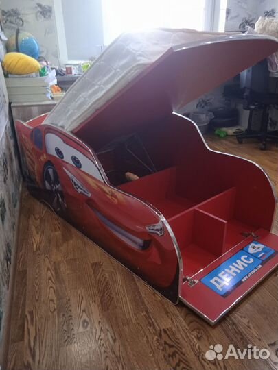 Кровать-машина Маккуин