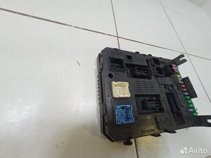 Блок предохранителей Peugeot 408