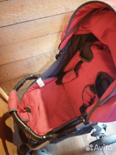 Прогулочная коляска