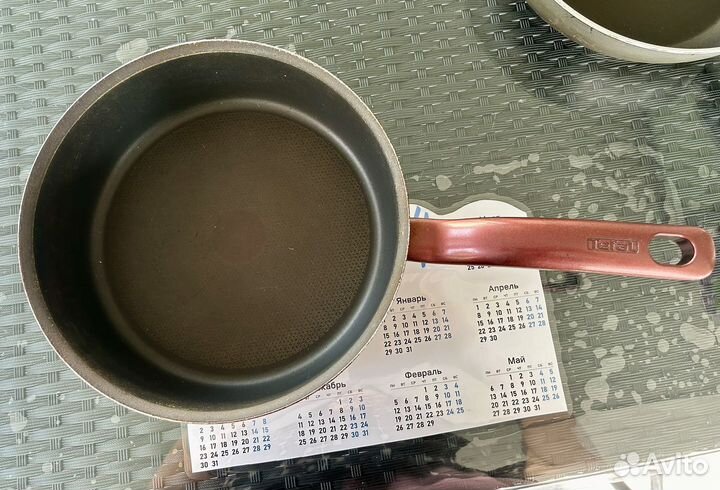 Сковорода tefal и Икеа (2 шт)