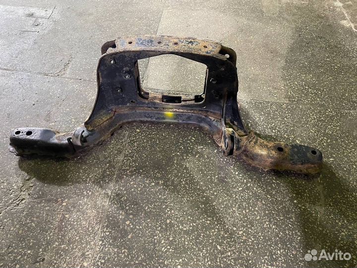 Балка задняя Ford Escape (R3) II (2007–2012)