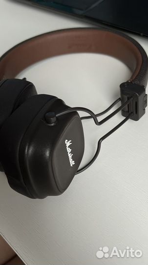 Беспроводные наушники marshall major 4